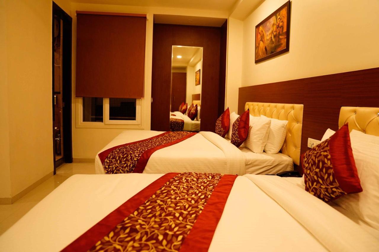 The Amer Valley Jaipur Exterior photo